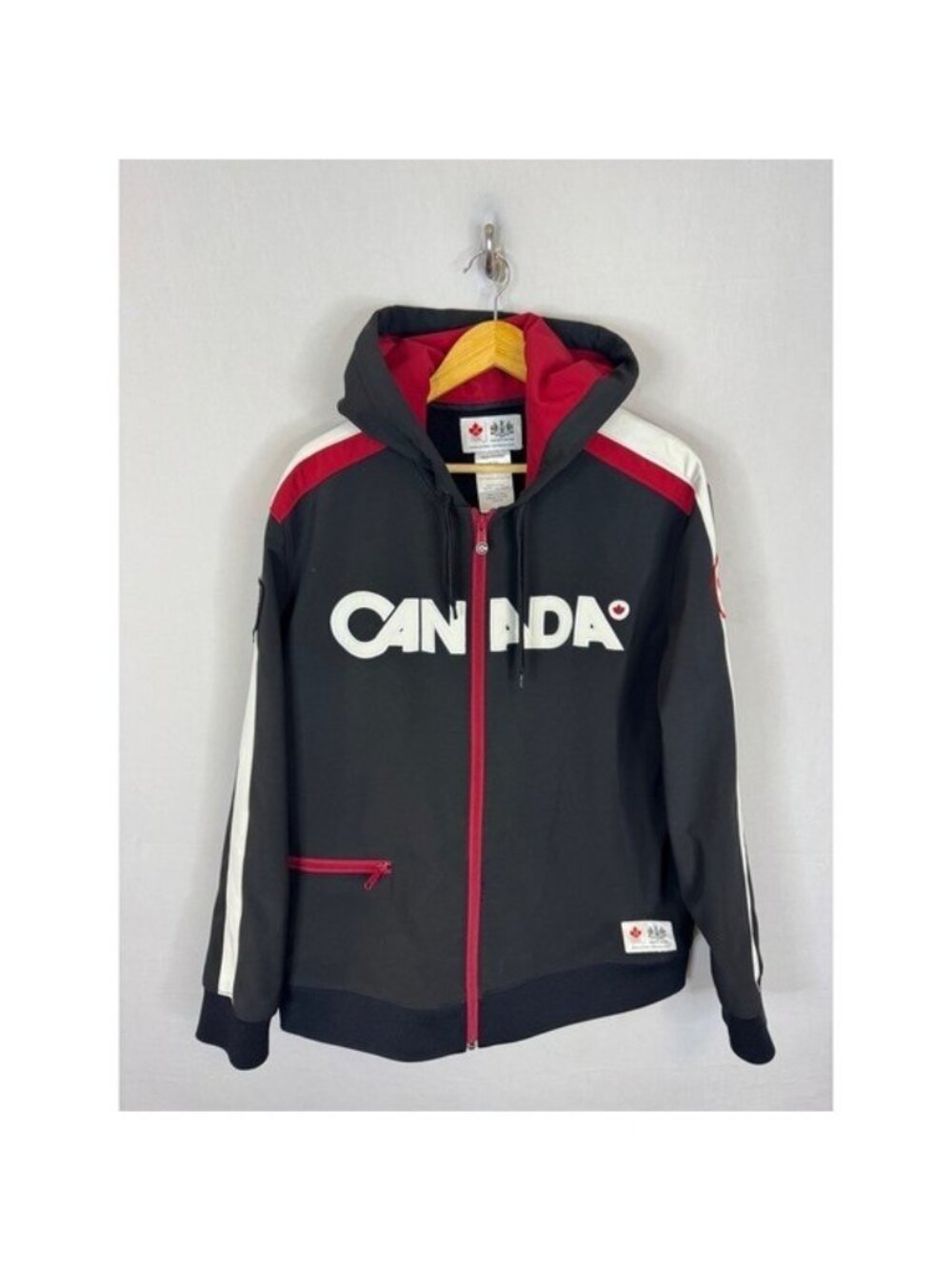 Hudsons Bay Team Canada 2010 Vancouver Olympics Softshell Hoodie Mens XL Black